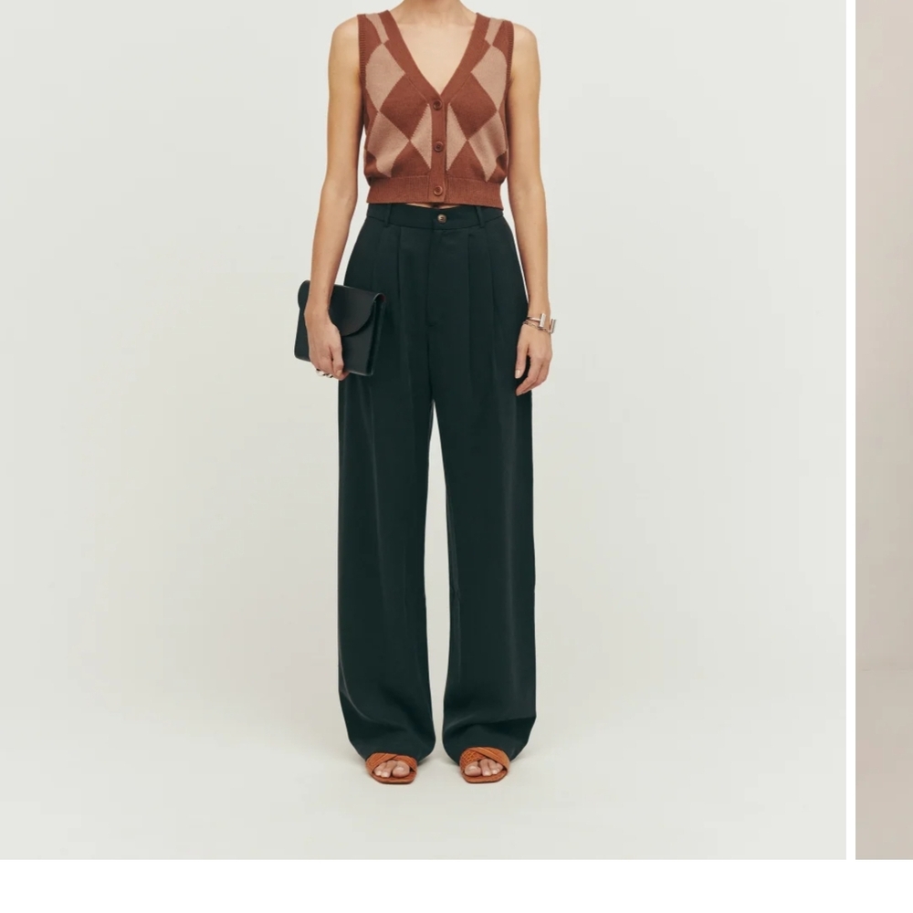 Elegant Black Wide-Leg Women's Pants